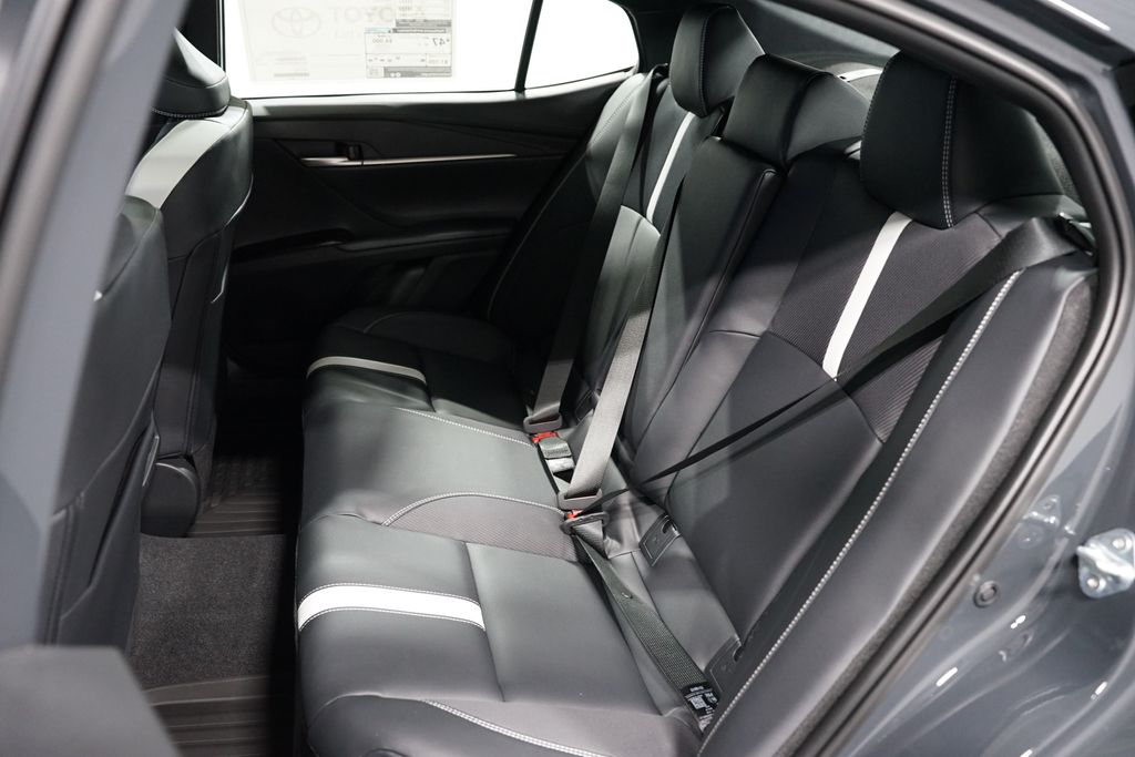 Thumbnail: 2025 Toyota Camry - 30
