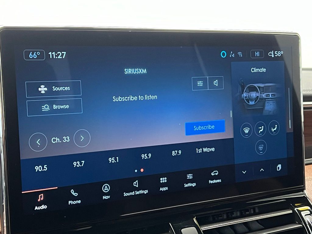 Thumbnail: 2024 Lincoln Navigator - 15