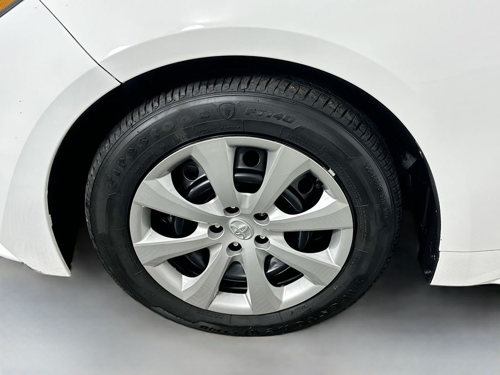 Thumbnail: 2024 Toyota Corolla - 30