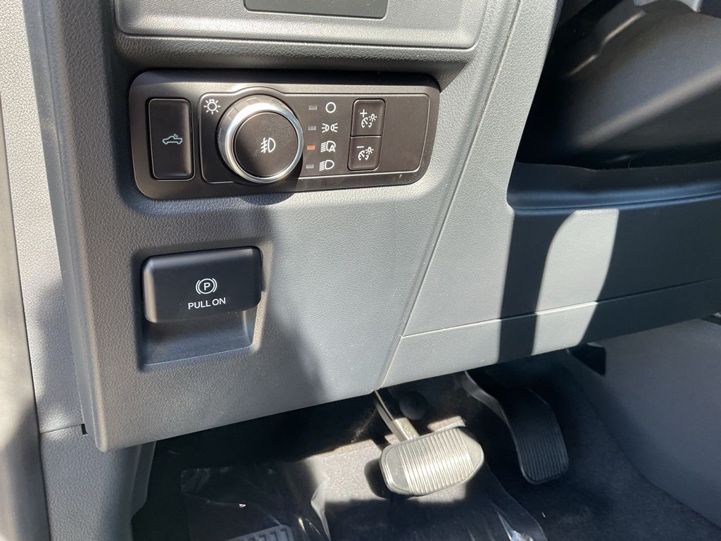 New 2025 Gray Ford STX image 11