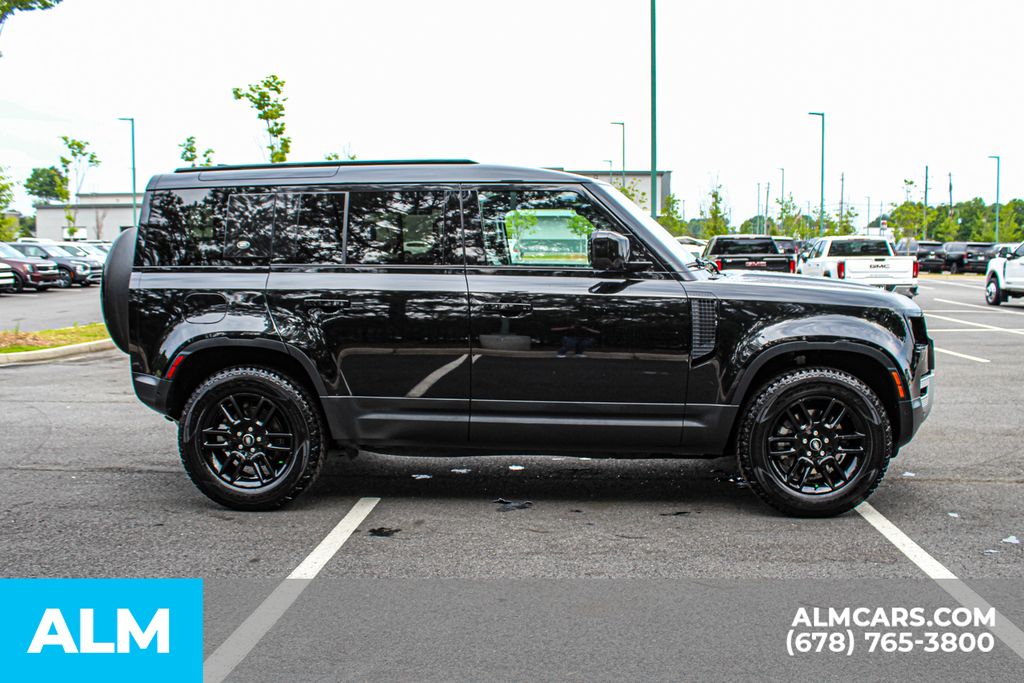 Used 2024 Black Land Rover S image 7
