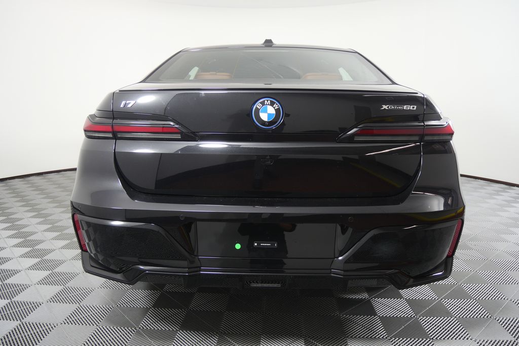 Thumbnail: 2026 BMW i7 - 4