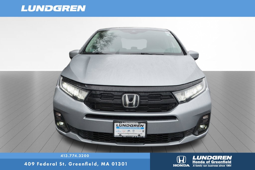 2026 Honda Odyssey Touring - Photo 3