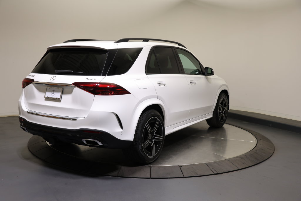 Thumbnail: 2026 Mercedes-Benz GLE - 7