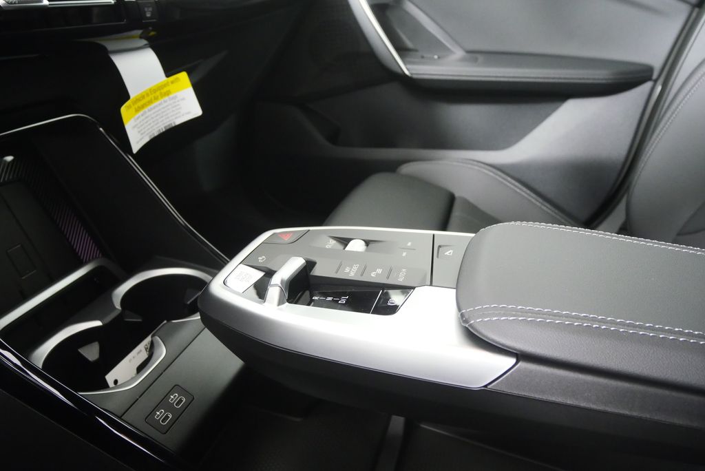 Thumbnail: 2026 BMW X1 - 21