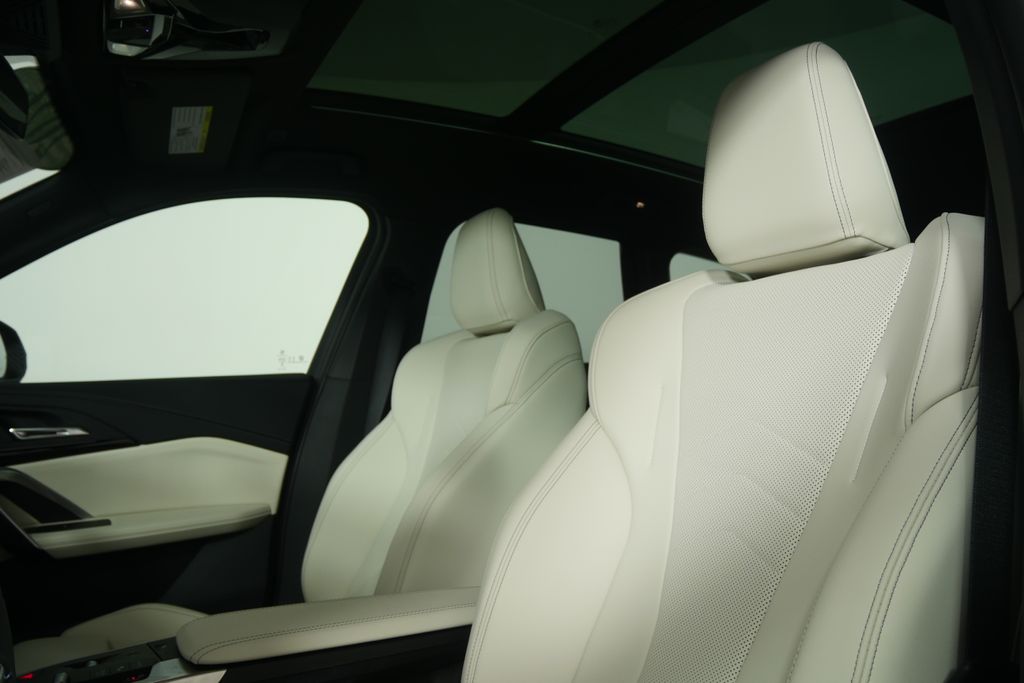 Thumbnail: 2026 BMW X1 - 10