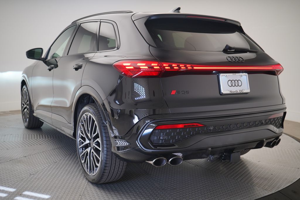 2025 Audi SQ5  4