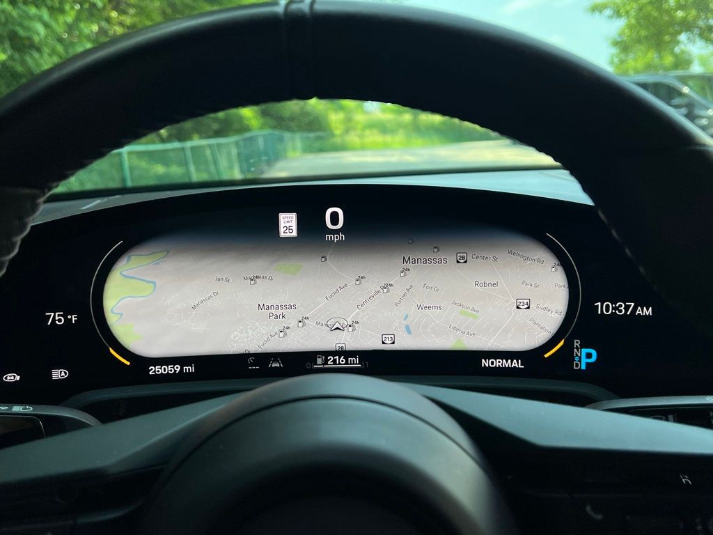 2022 Porsche Taycan 4S photo