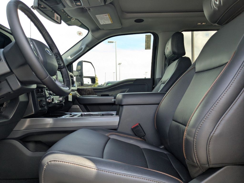 2025 Ford F-250 LARIAT