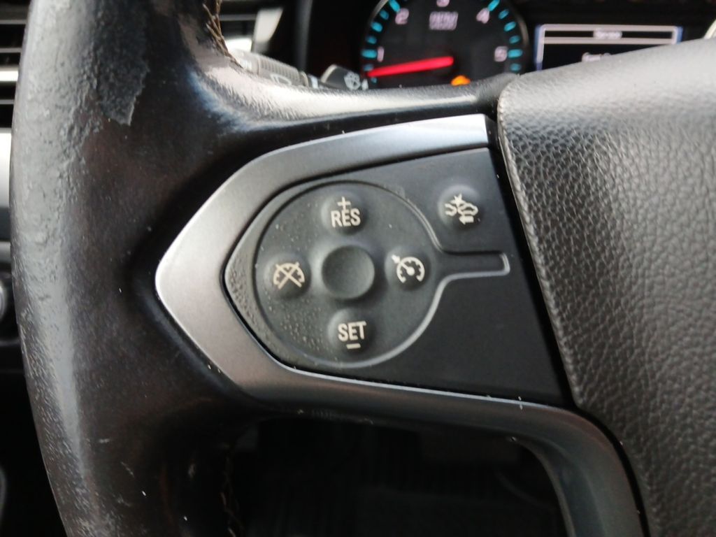 Used Car 2020 Chevrolet Suburban  Lt For Sale Under $20,000 In Austin, Texas