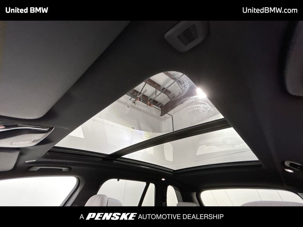 Thumbnail: 2026 BMW X5 - 20
