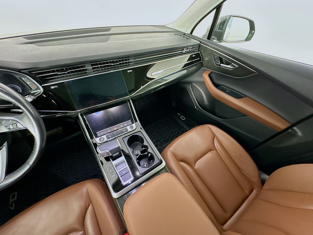 AudiQ711