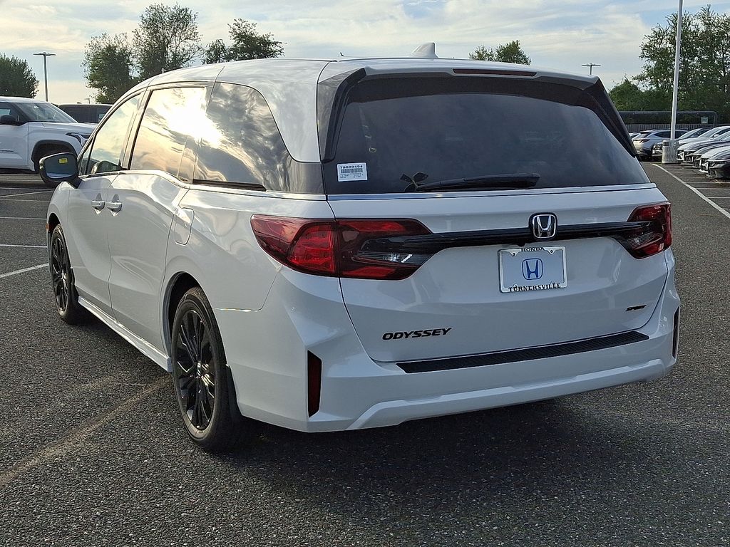 Thumbnail: 2026 Honda Odyssey - 3