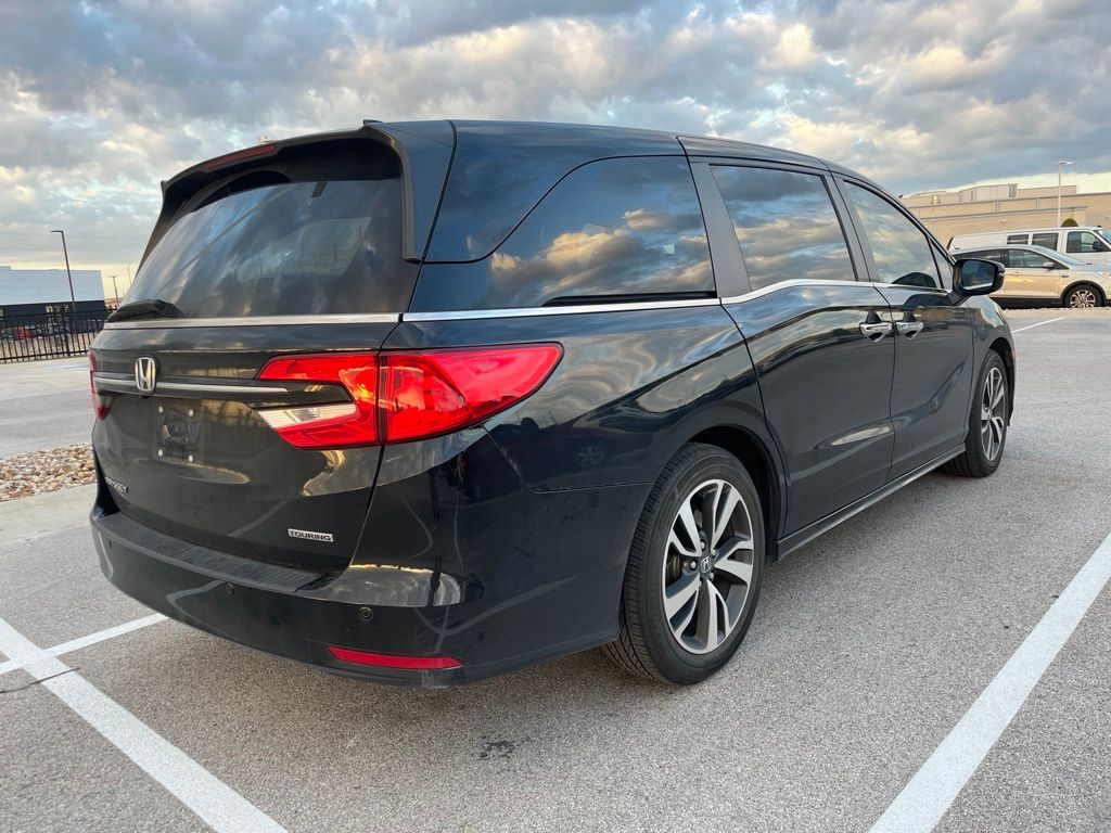 Thumbnail: 2023 Honda Odyssey - 3