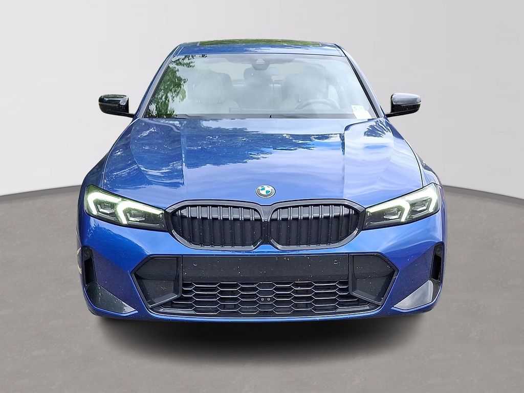 2023 BMW 3 Series 330i xDrive 2