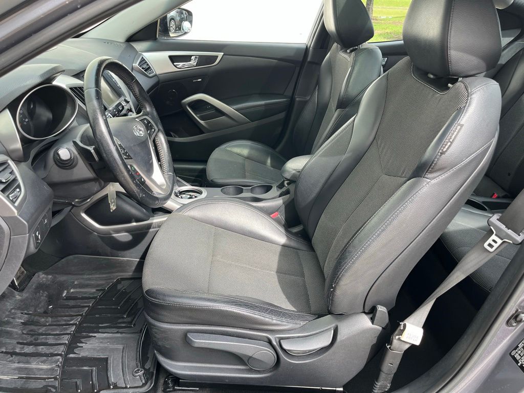 Used Car 2013 Hyundai Veloster  Base For Sale Under $10,000 In Georgetown, Texas