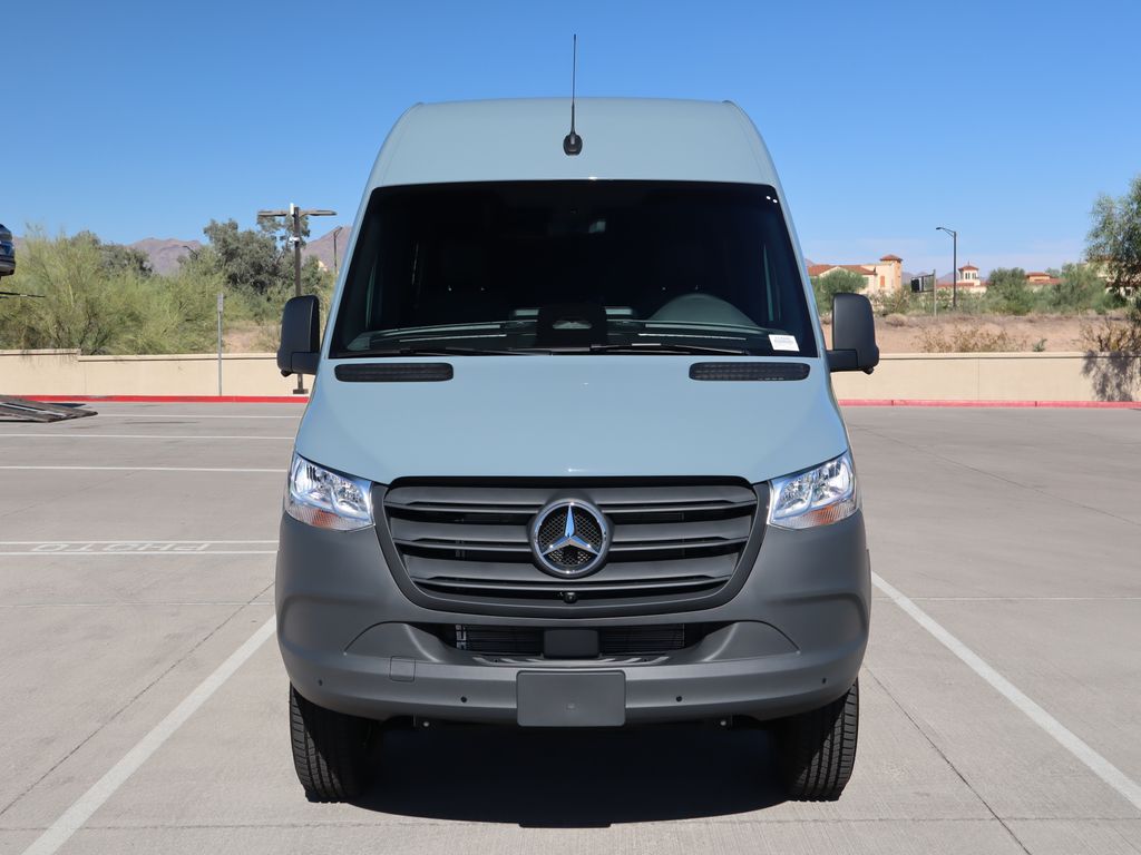 Thumbnail: 2025 Mercedes-Benz Sprinter - 2