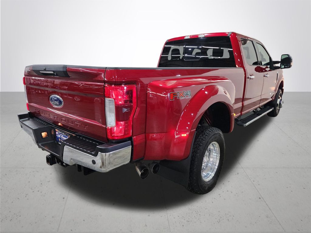 2017 Ford F-350SD Lariat