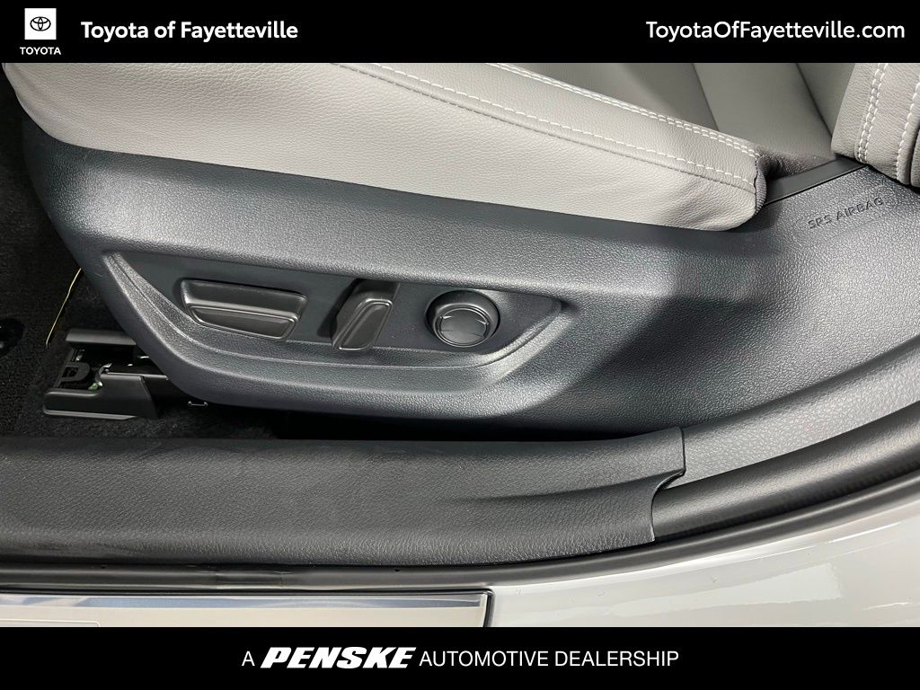 Thumbnail: 2026 Toyota Camry - 24