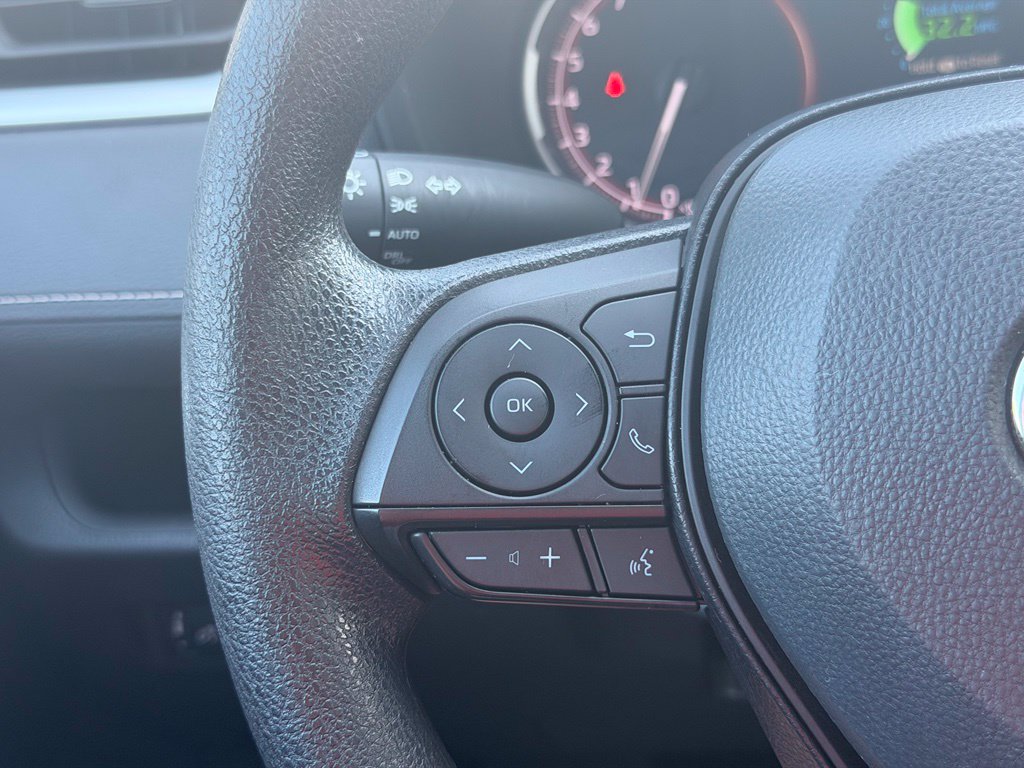 2025 Toyota RAV4 XLE Magnetic Gray Metallic - Jim Hudson Acura - Image 27