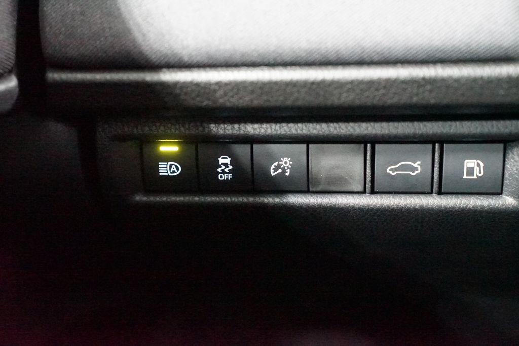 Thumbnail: 2025 Toyota Camry - 24