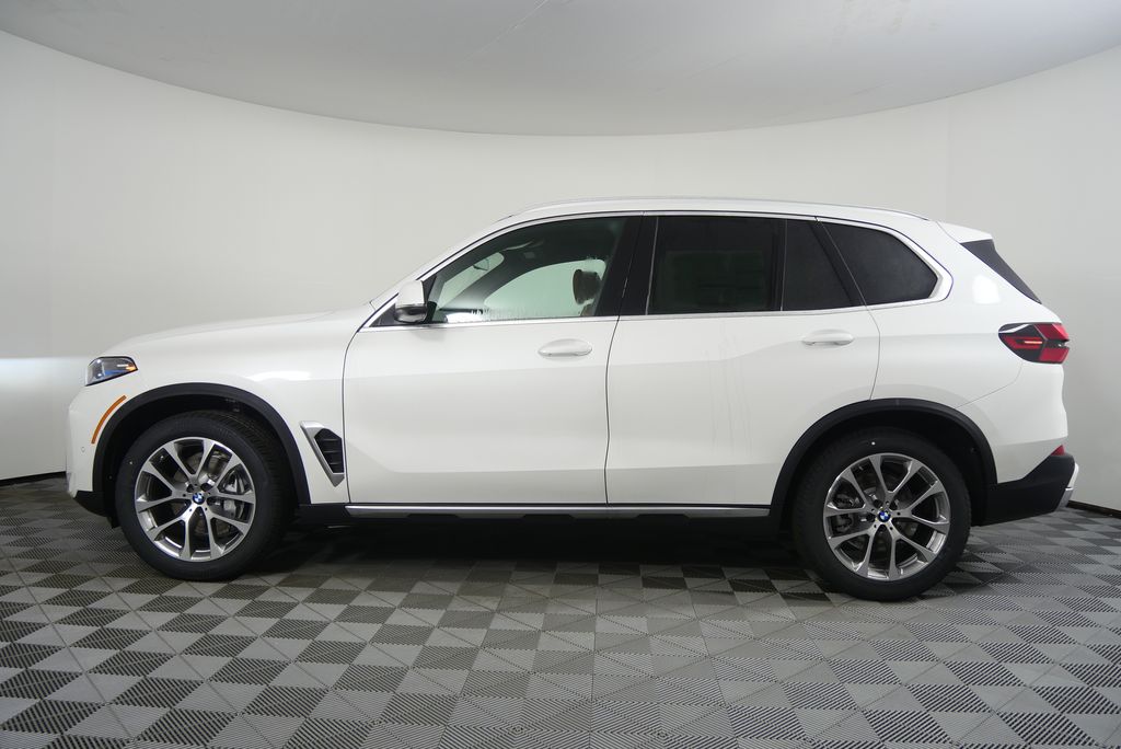 Thumbnail: 2026 BMW X5 - 6