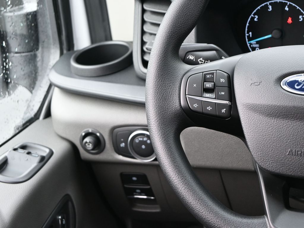 2025 Ford Transit 350