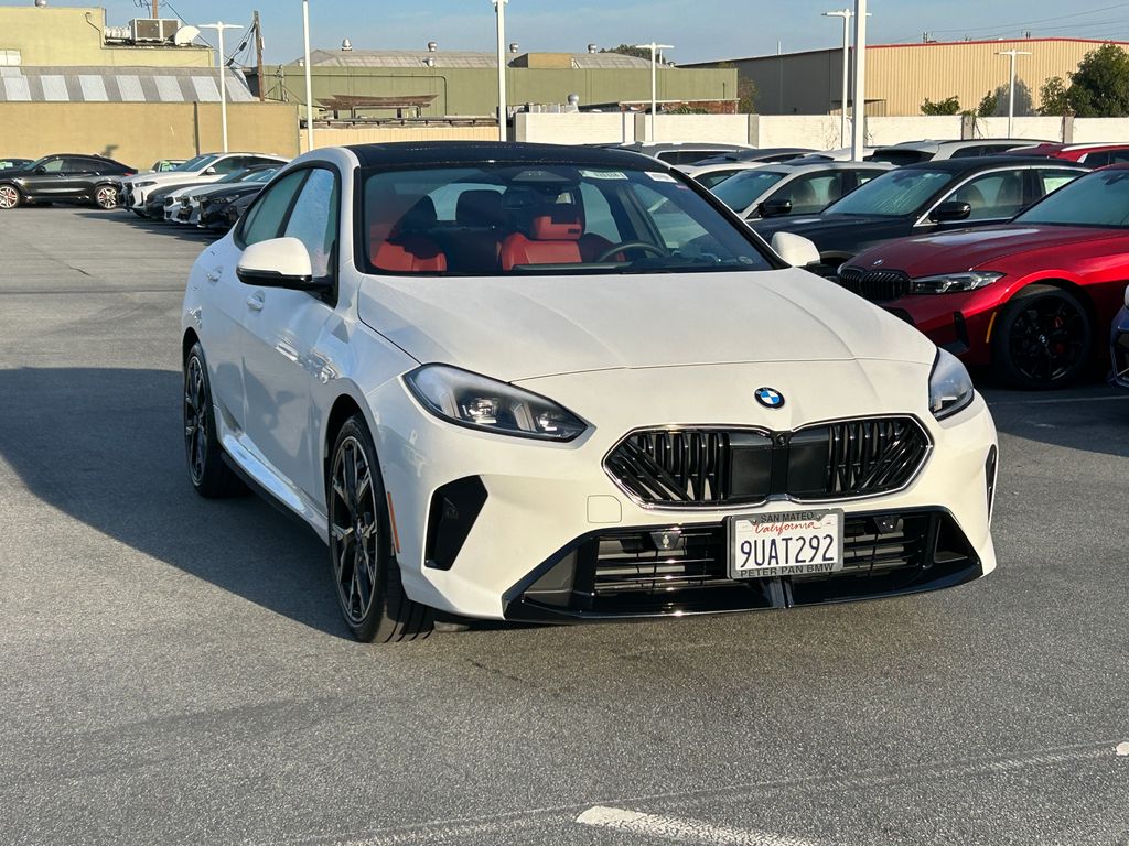 Thumbnail: 2026 BMW 2 Series - 7