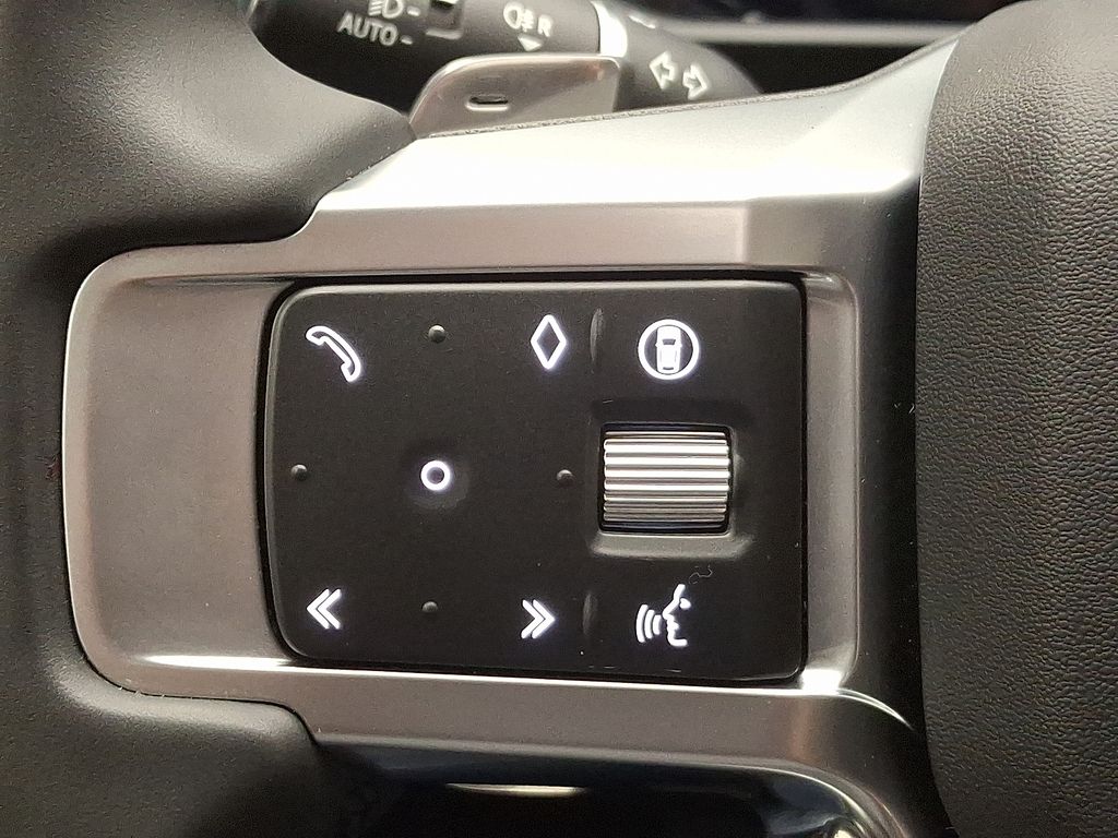 Thumbnail: 2024 Land Rover Discovery - 24