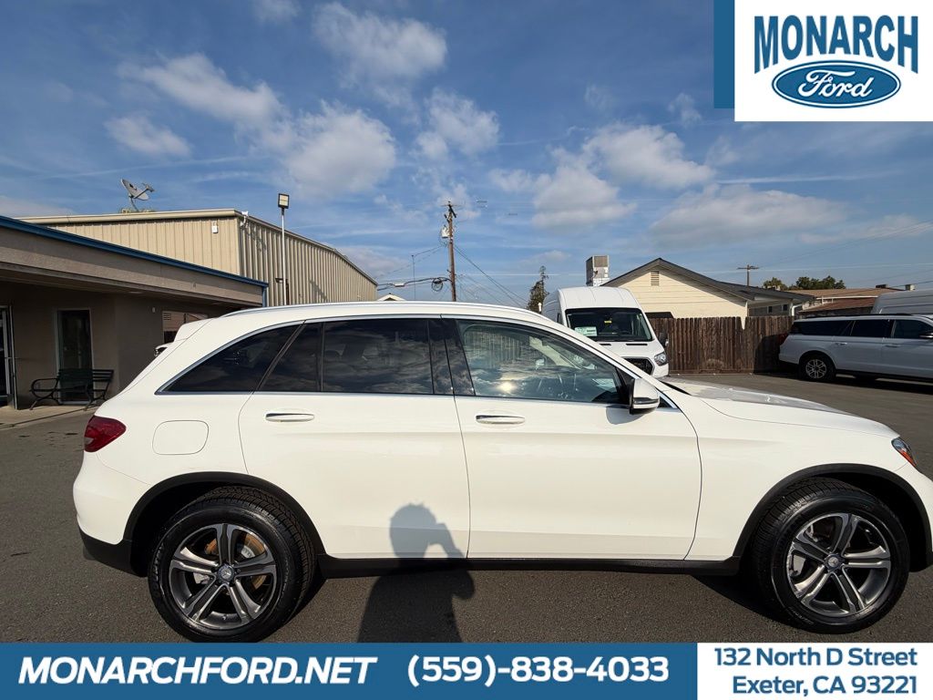 2017 Mercedes-Benz GLC 300