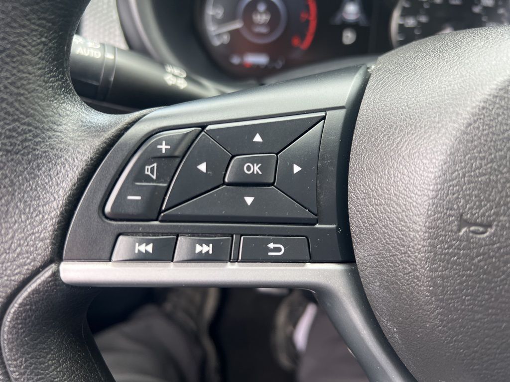 2022 Nissan Kicks SV photo