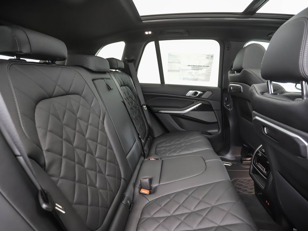 Thumbnail: 2026 BMW X5 - 27