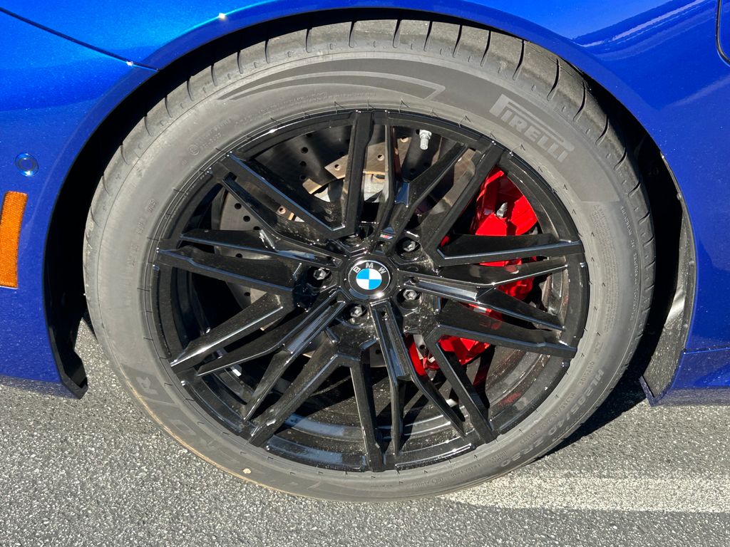 2026 BMW M5 Base 9