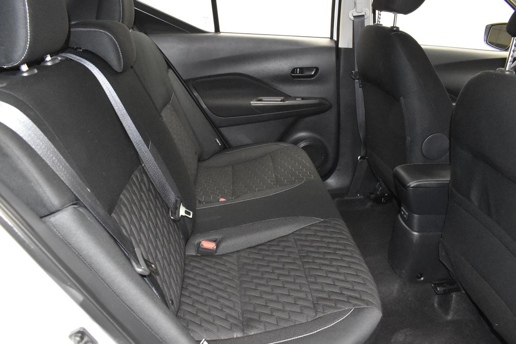 Thumbnail: 2021 Nissan Kicks - 26