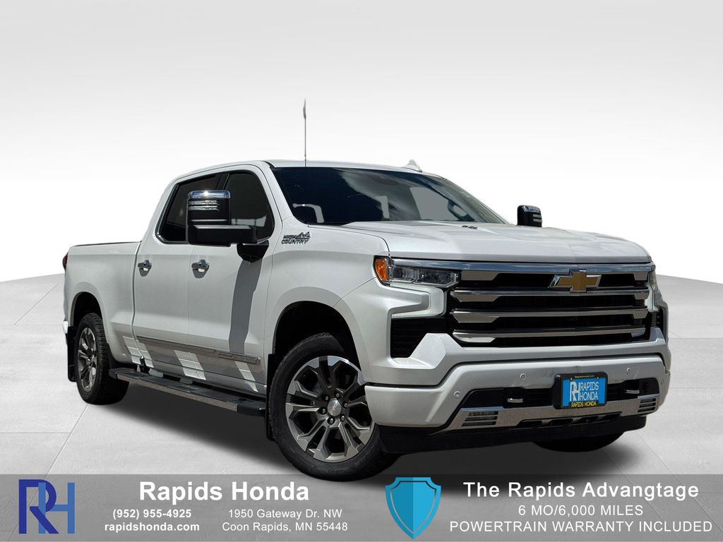 White (Iridescent Pearl Tricoat) 2023 Chevrolet Silverado 1500 Pickup Truck Four-Wheel Drive Automatic