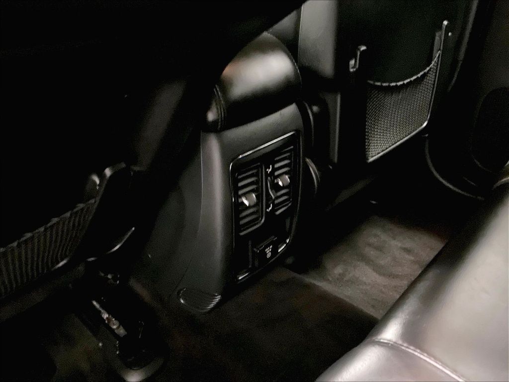 2018 Jeep Grand Cherokee — photo 27