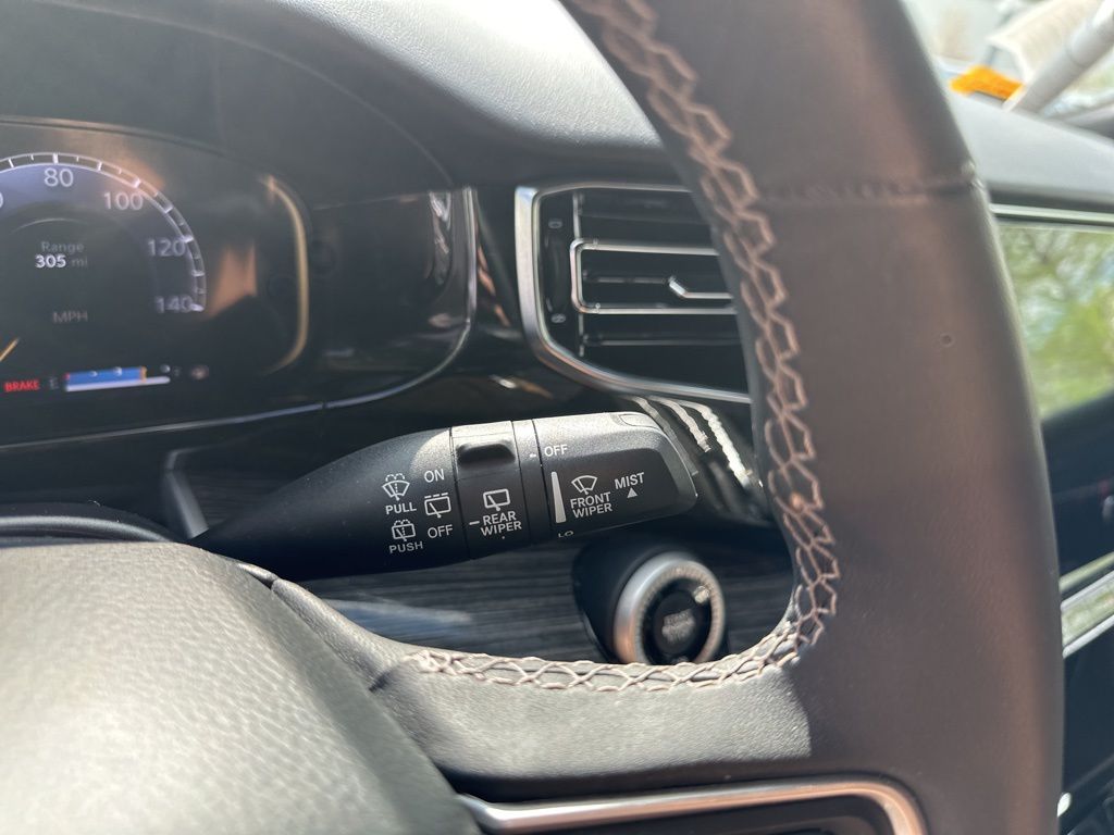 Used Car 2022 Jeep Wagoneer  Series Ii For Sale Under $35,000 In Austin, Texas