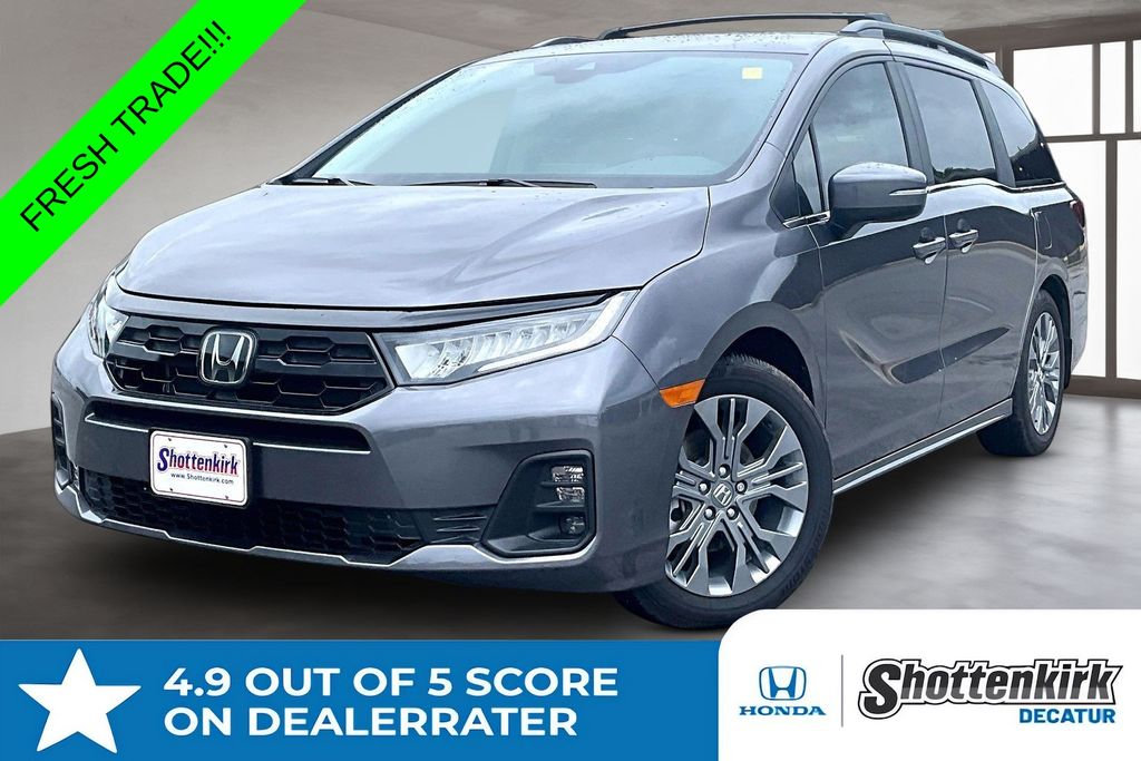2026 Honda Odyssey Touring FWD