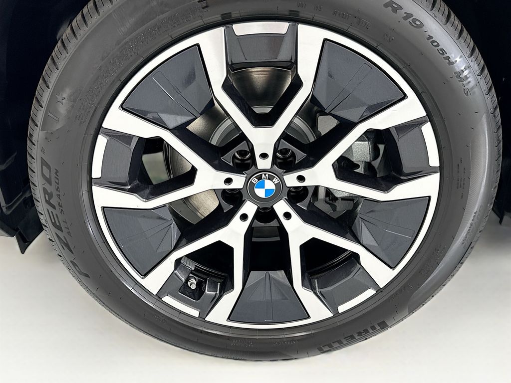 New 2026 Beige BMW 30 xDrive image 28