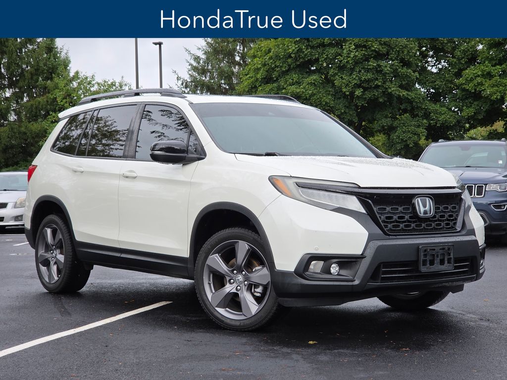 Certified Used 2019 Green Honda Touring image 3