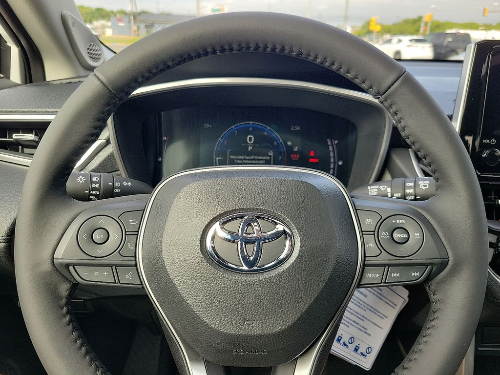 Thumbnail: 2025 Toyota Corolla Cross - 11