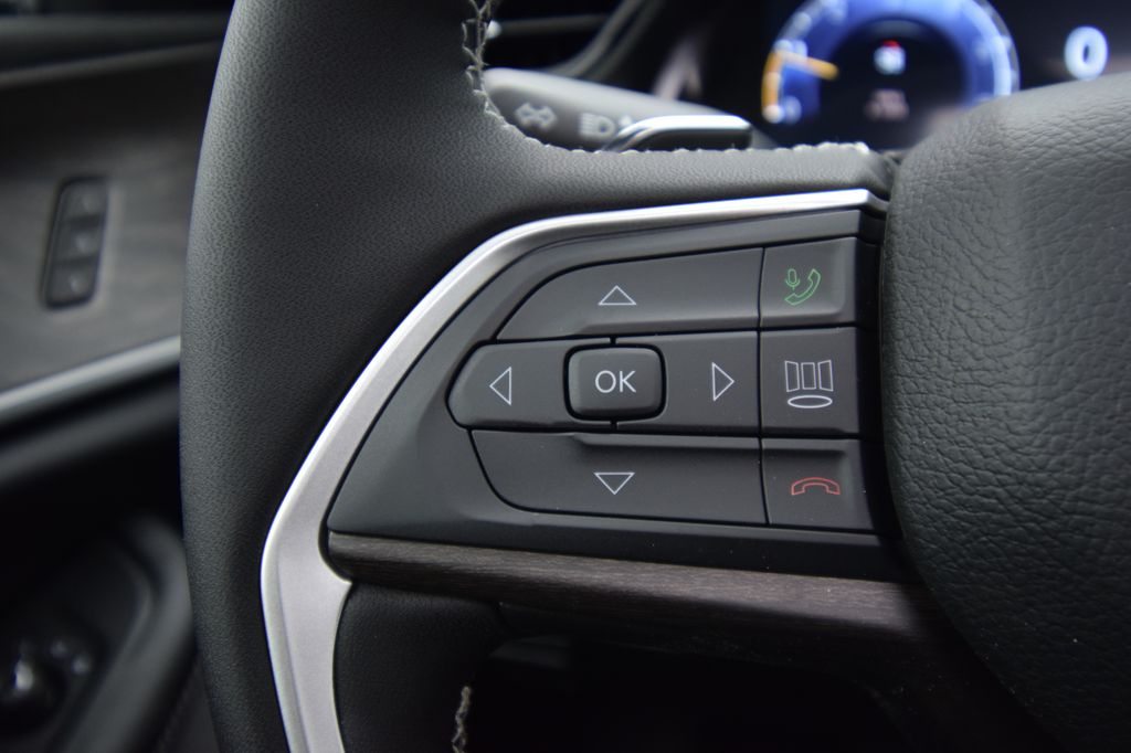 new 2026 Jeep Grand Cherokee car, priced at $51,400