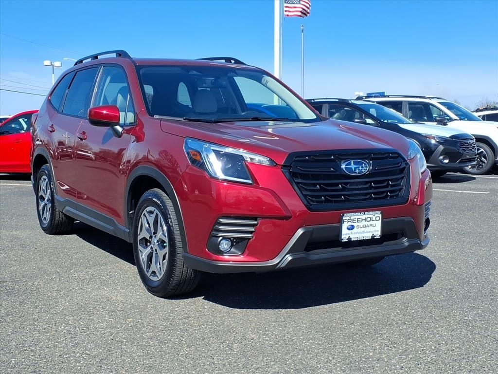2024 Subaru Forester Premium Crossover AWD