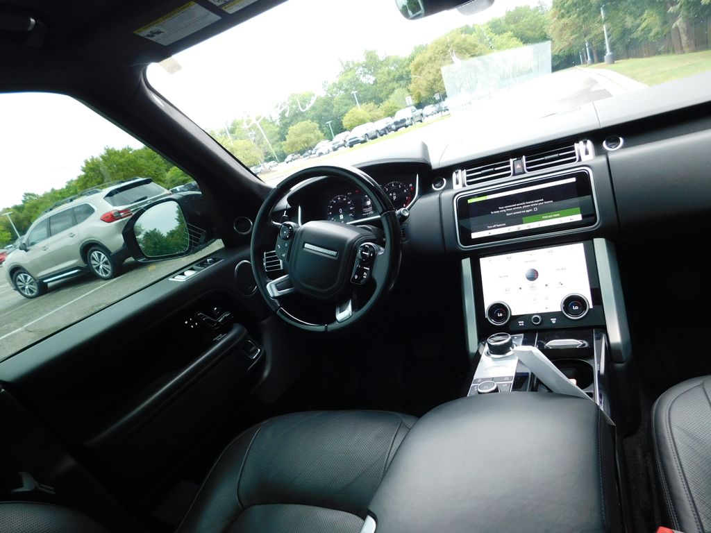 Thumbnail: 2020 Land Rover Range Rover - 7