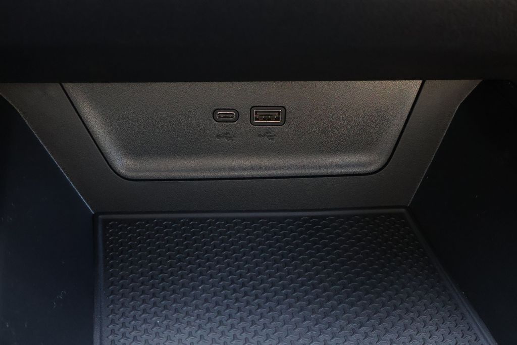 Thumbnail: 2026 Chevrolet Equinox - 29