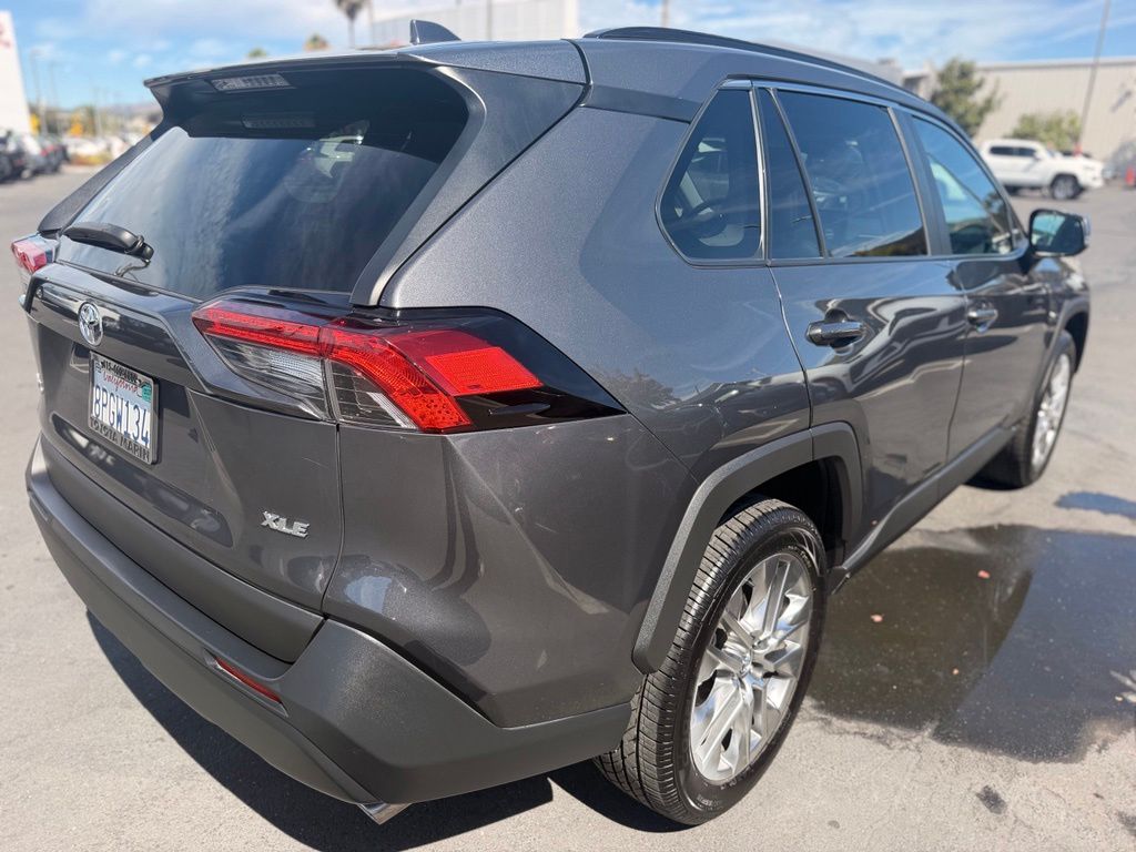 Used 2020 Toyota RAV4 SUV