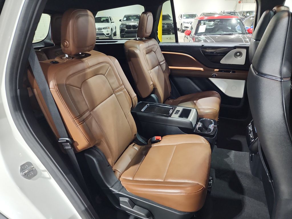 2020 Lincoln Aviator Reserve photo