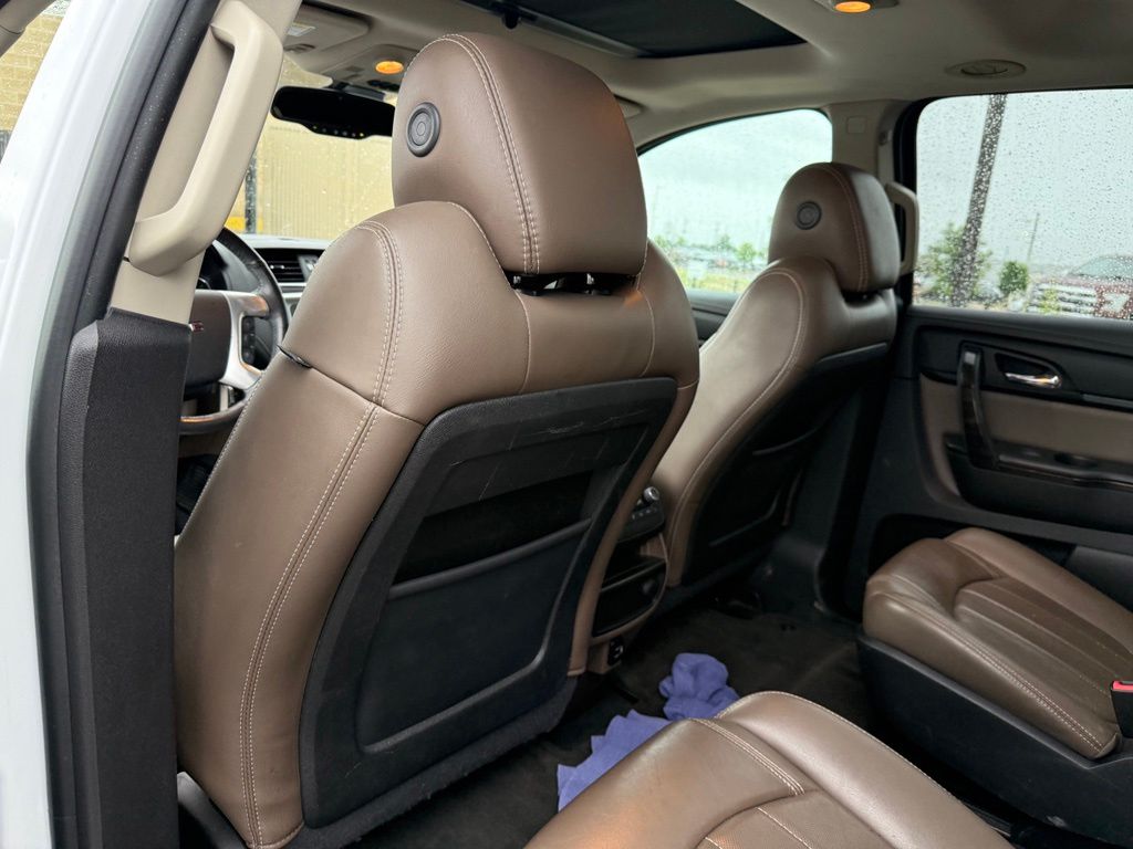 Thumbnail: 2017 GMC Acadia - 9