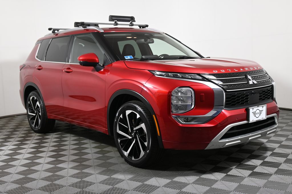 Thumbnail: 2022 Mitsubishi Outlander - 8