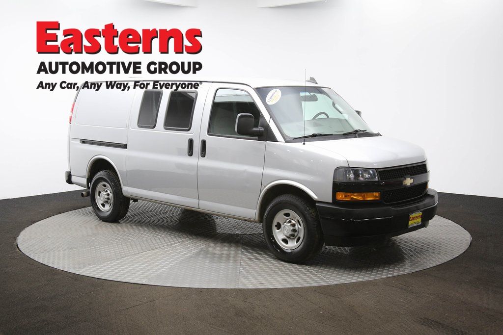 Used 2018 Silver Chevrolet Work Van image 43